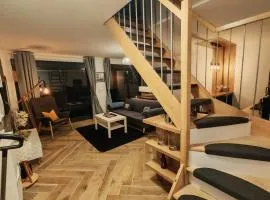 Nice little duplex house in Elancourt village