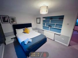 Carden Hill House - 4 Bedrooms - Sleeps 9 - Free Parking - Games Room - Ideal for Contractors, Families and Large Groups, hotel in Brighton & Hove