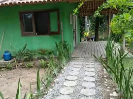 Casinha Verde- Hospedagem Itaobi - Arraial d Ajuda - Pedra Azul-Estrada da Pitinga