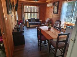 Cabaña 4 personas, hotel i Cañete