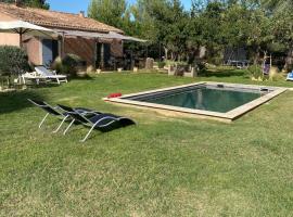 La Roussillonnaise, Hotel in Roussillon