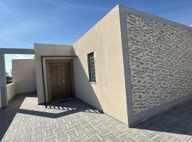 Villa neuve avec une grande terrasse, hotel povoľuj&uacute;ci pobyt s dom&aacute;cimi zvieratami v destin&aacute;cii Dar Tahar Zaouch