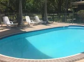 Private Lakeside Villa Near Beach, Pool Gated 10 Acres