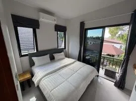 Lucky home in the heart of thongsala