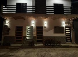 Adonai, hotel a Rincón de Guayabitos