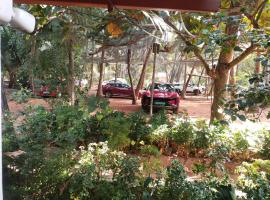 Samant Beach Resort, hôtel à Malvan