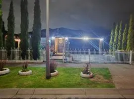 HolidaysHouse Close to Melbourne