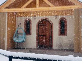 Chalet Harmony, khách sạn ở Bagdatʼi