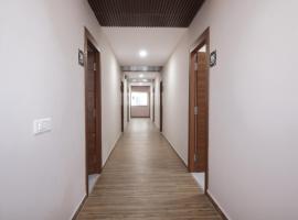 Hotel Qualia Oak โรงแรมที่มีที่จอดรถในไฮเดอราบัด