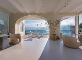 Tricolor Cloud River (Erhai Lake, Shuanglang, Dali · Snow Inn)