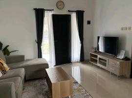 Omah homestay, hotel per gli amanti del golf a Kejayan