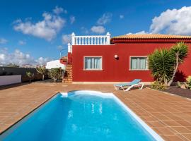 Villa La Perla - Cliffside Retreat, hotel i Antigua