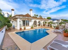 Villa With Pool, Jacuzzi V215