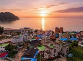 Samcheok Donghae Pension