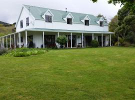 Jacaranda Lodge, Bed & Breakfast in Coromandel