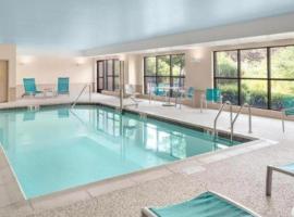 TownePlace Suites by Marriott Bangor, hotel v mestu Brewer