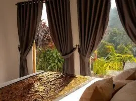 Little Munduk, full private villa