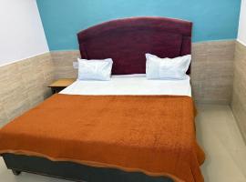 Hotel Mohan โรงแรมในอัครา