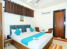 Royal Taj Twin Palace