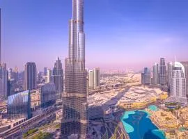 EPIC NYE 2026 Highest-62nd-Floor Burj Khalifa Fireworks View at GRANDE SIGNATURE with VIP Airport Shuttle option for 6Guest