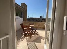 The Emerald Nook - Townhouse in Birgu
