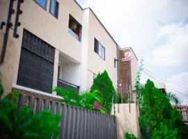 Serene Studio Apartment 5mins from Labadi & Laboma beach Tse-Addo