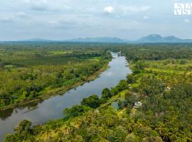 Jims Farmstay By the River: Halgūr şehrinde bir otel
