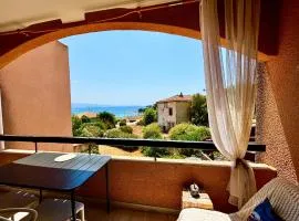 Casamea - Marinella T2, Vue Mer, Plage à 2min,