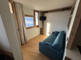 Appartement Le Panorama Des Pistes, hotel di Les Menuires