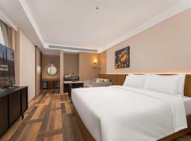 Mehood Lestie, Qingdao May Fourth Square MixC, hotel u gradu 'Tsingtao'