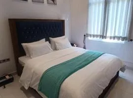 The Mountray View Hotel