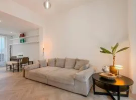 Modern apartment near City Centre, Luna CasaMia