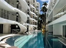 Sunset Plaza Condominium