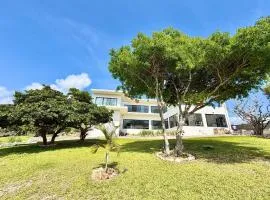 Amuji Accommodation and Apartments