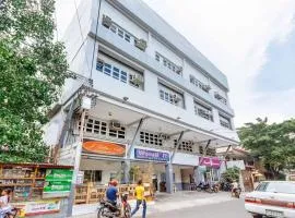 RedDoorz near Cebu Metropolitan Cathedral