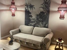 Posez vos valises ! La ville vous attend, hotel em Amiens