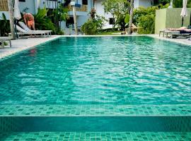 Tulum Villa Resort Koh Samui, hotel in Bophut 