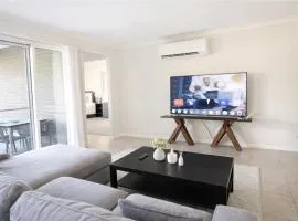 Elegant Home in Park Ridge | Light-Filled Living