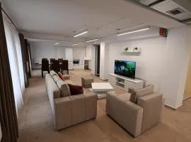 Alexandar Square Suites