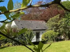 Cosy Cottage in Charming Village Close to Beach - Pass the Keys