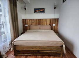 Mystic Clouds Homestay, hotel u gradu Dardžiling