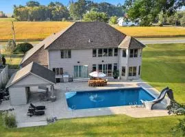 Grand Lake Getaway with Pool, Boat Dock - Sleeps 22