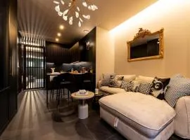 Design apartment and contemporary experience