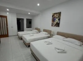 Studios by Kentrikon 1924, Old Town