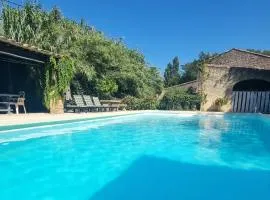 Mas provençal à proximité du Pont Du Gard