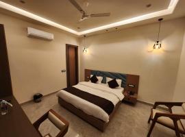 Den Inn, hotel em Hisār