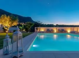 Mangie Villa Hersonissos - Private Pool, Sleeps 11