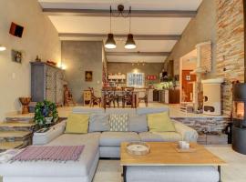 Nature House, hotel din Toudon