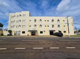 Hotel Pequeno Mundo 2, hotel in Campo Verde