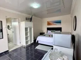 LK Guesthouse & Self-catering